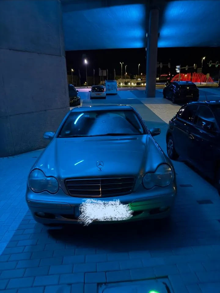 Mercedes-Benz W203