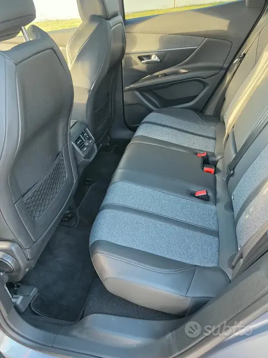 Peugeot 3008 2018 photo 4