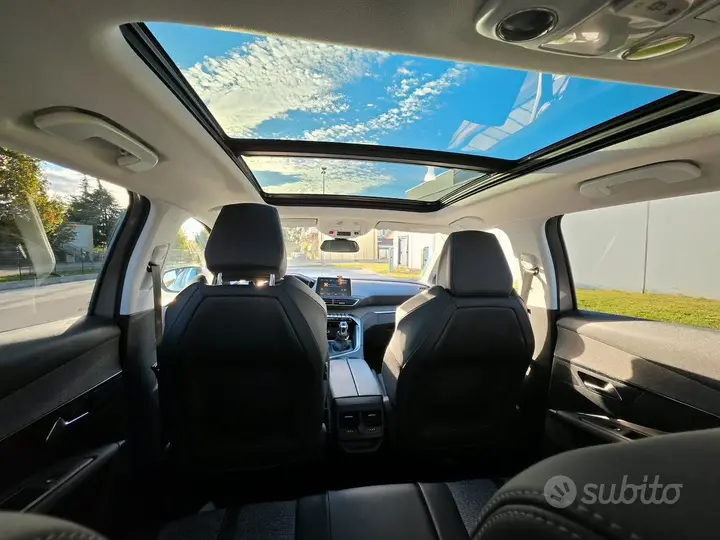 Peugeot 3008 2018 photo 5