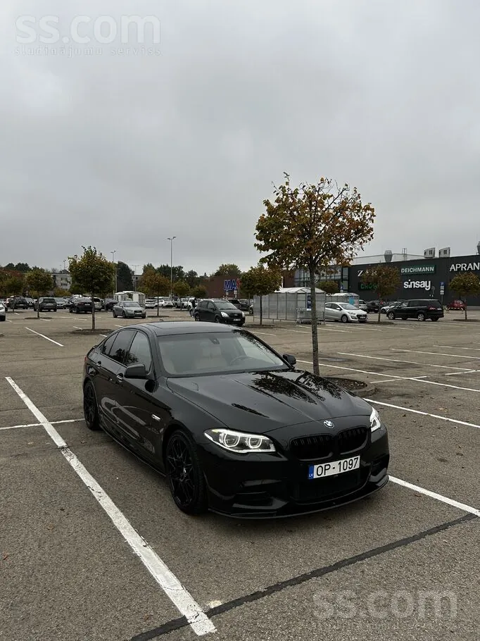 BMW 535I 2011 photo 2