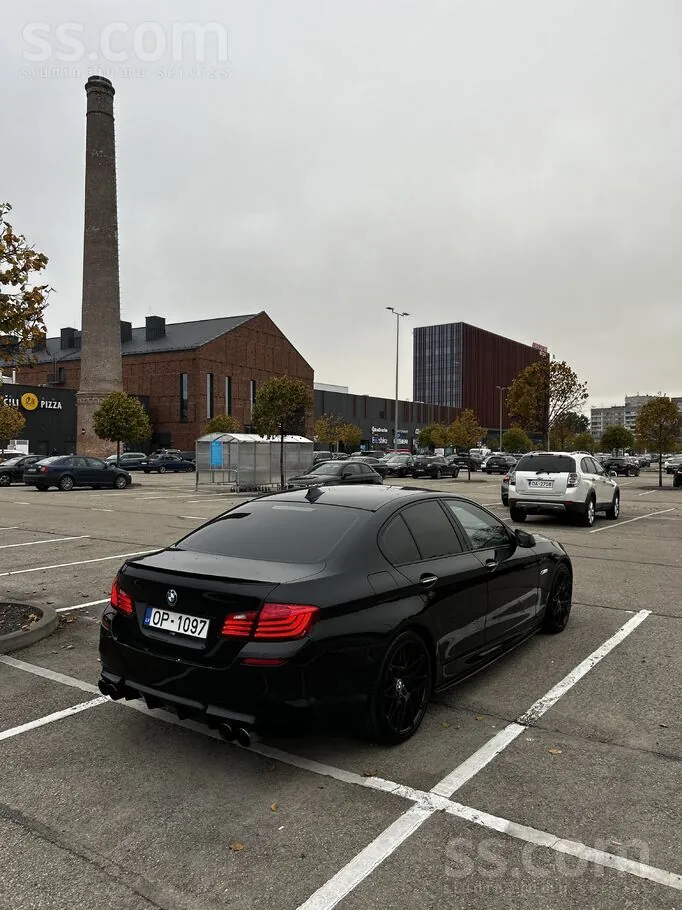BMW 535I 2011 photo 3