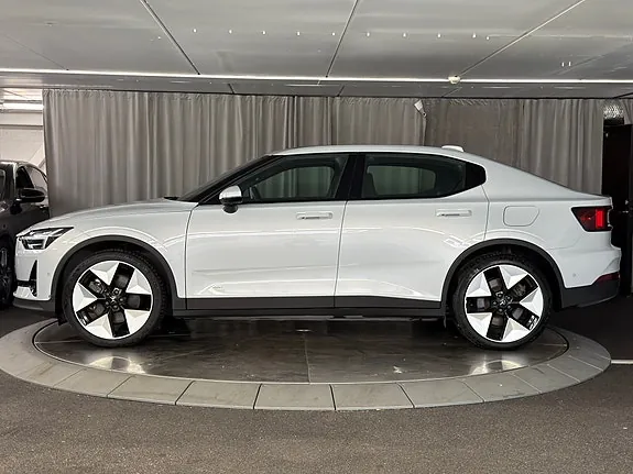 Polestar 2 2023 photo 4