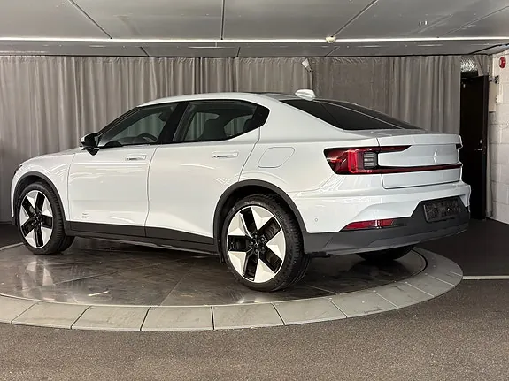Polestar 2 2023 photo 5