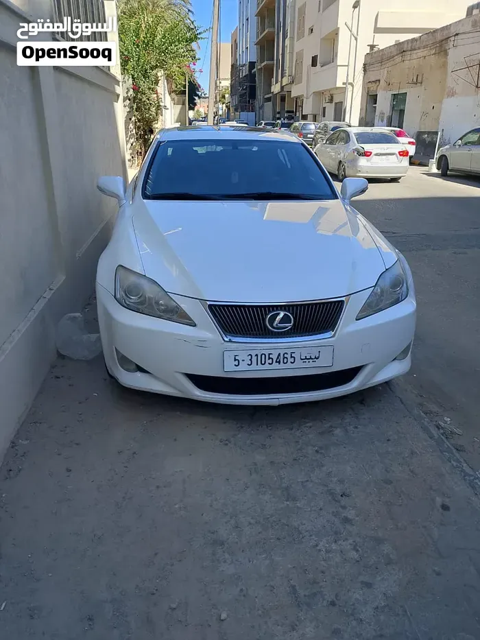 Lexus Is 250 2010 photo 5