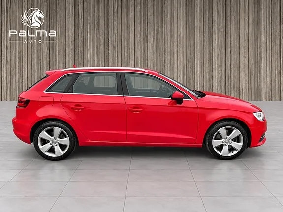 Audi A3 2015 photo 4