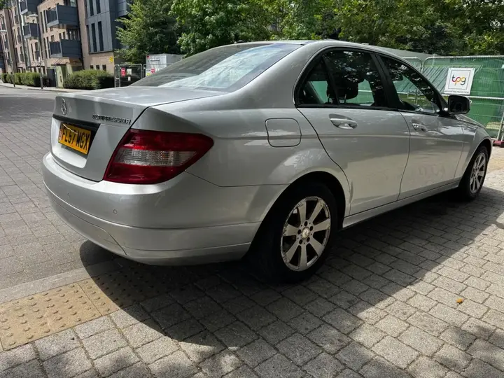 Mercedes-Benz C-Class 2007 photo 4