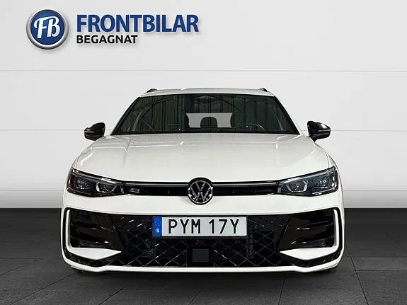 Volkswagen Passat 2024 photo 2