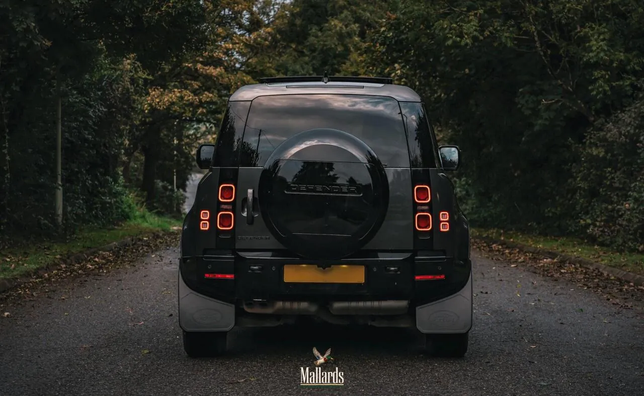Land Rover Defender 90 2024 photo 4