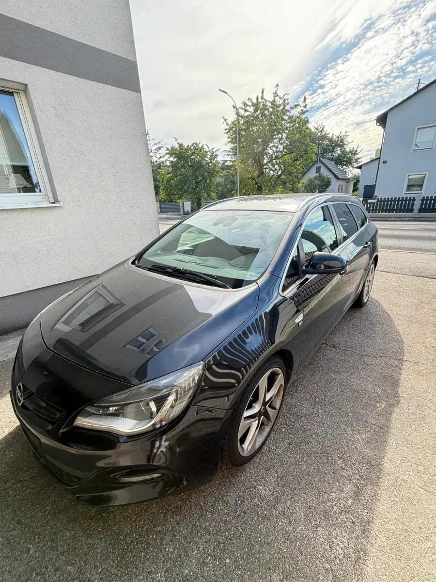 Opel Astra 2015 photo 3