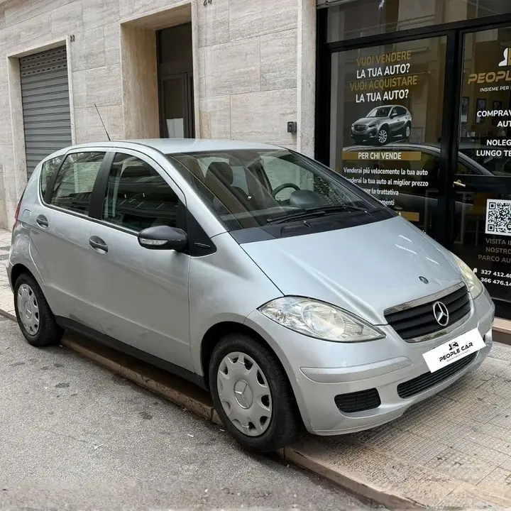 Mercedes-Benz A