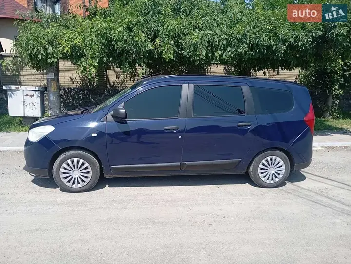 Dacia Lodgy 2014 photo 4