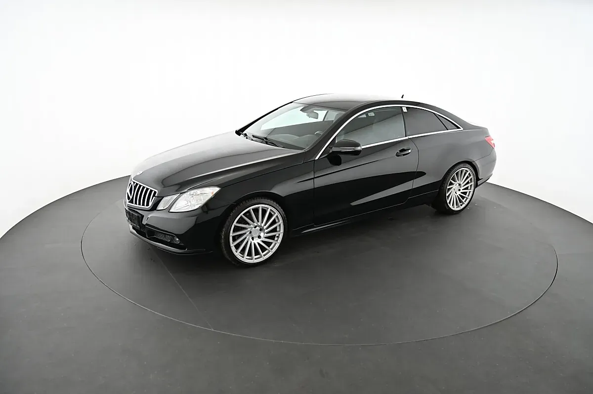 Mercedes-Benz E-Class 2009 photo 3