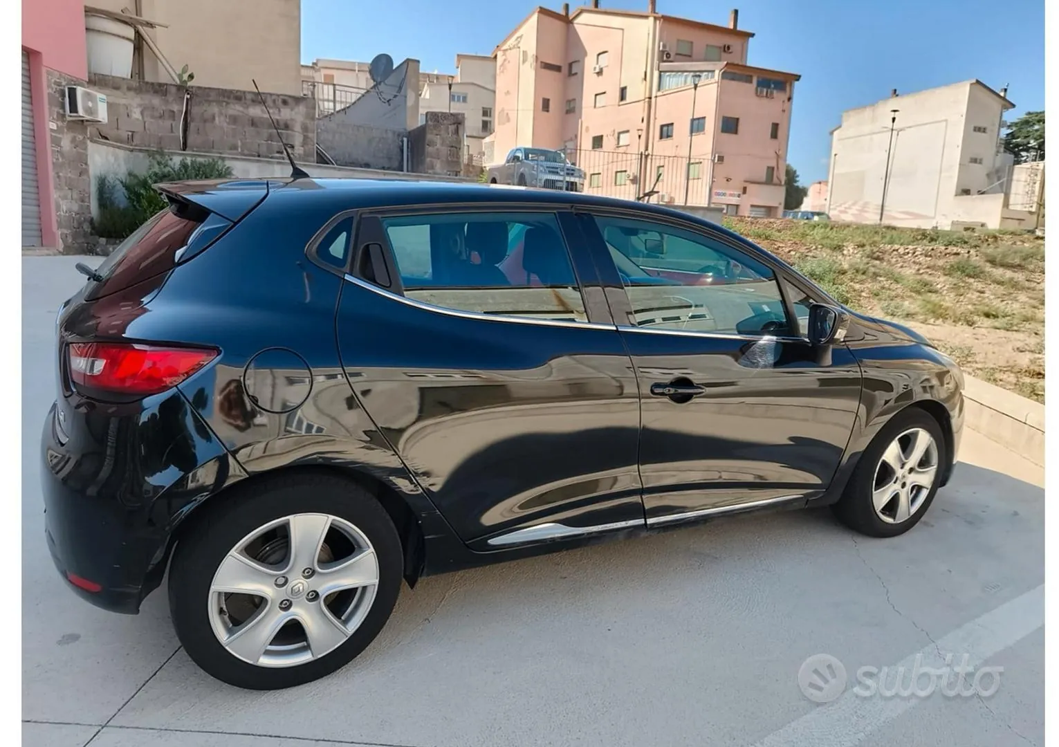 Renault Clio 2014 photo 3