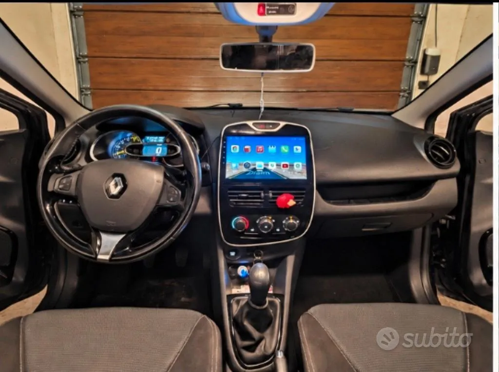Renault Clio 2014 photo 4