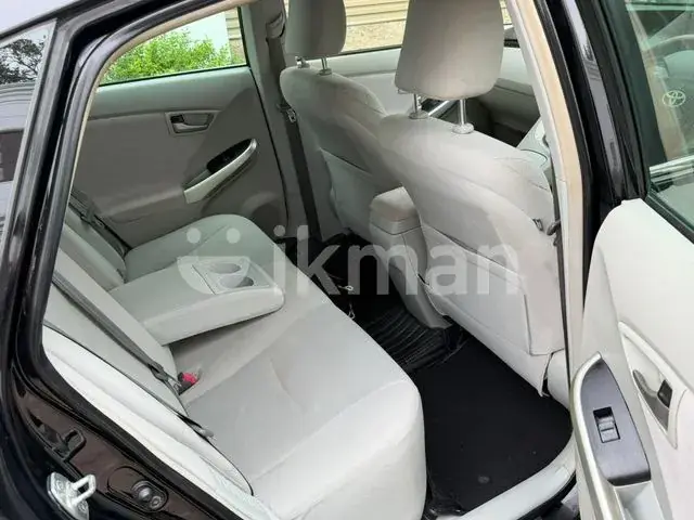 Toyota Prius 2013 photo 3
