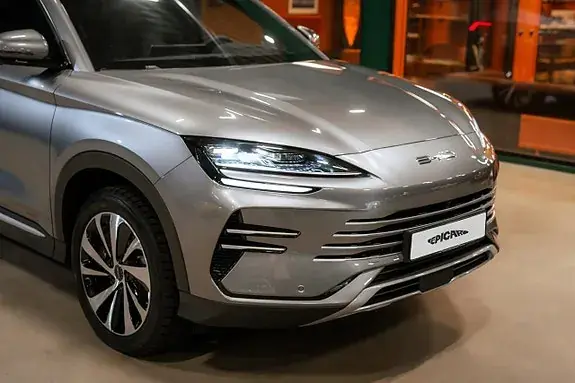 BYD Seal U 2025 photo 2