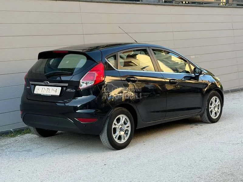 Ford Fiesta 2013 photo 5