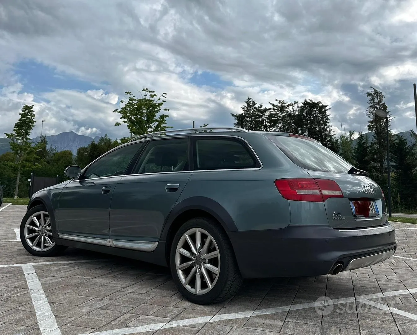Audi A6 Allroad 2010 photo 4