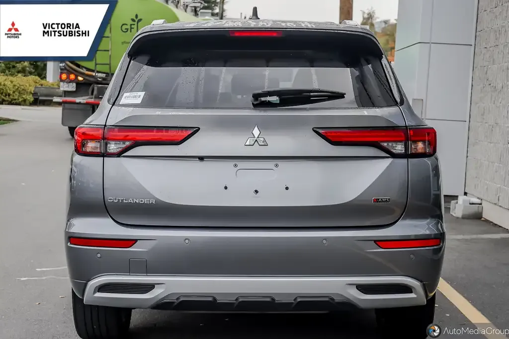 Mitsubishi Outlander 2022 photo 5