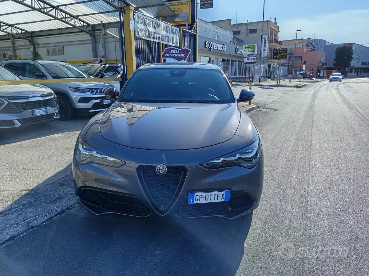 Alfa Romeo Stelvio 2023 photo 2