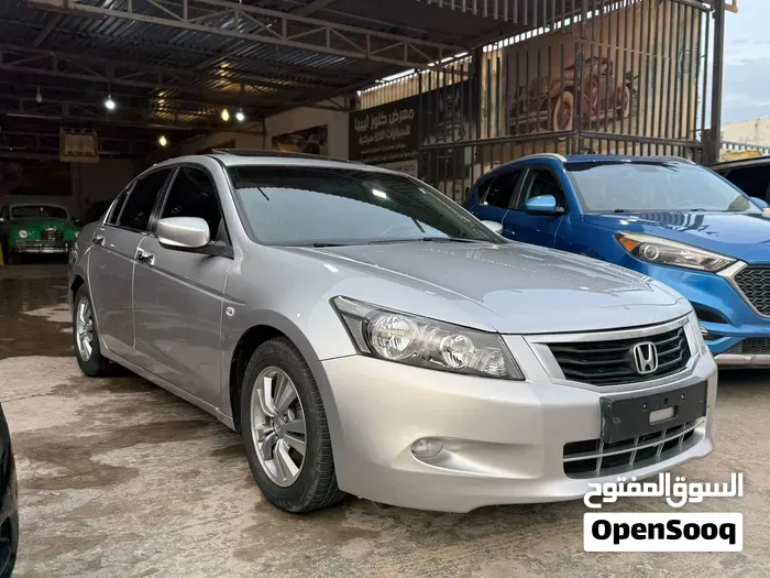 Honda Accord 2010 photo 2