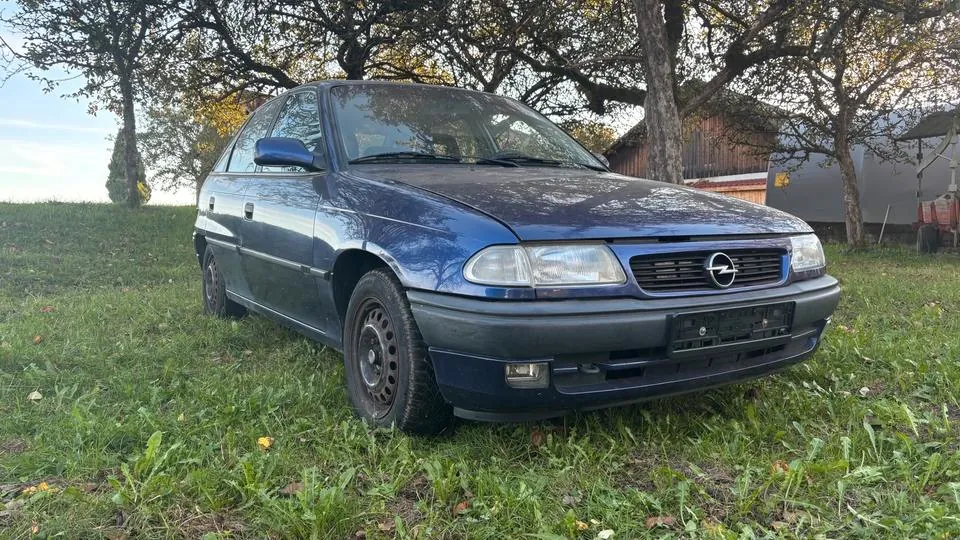 Opel Astra F