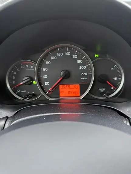 Toyota Yaris 2012 photo 5