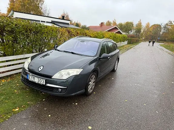 Renault Laguna 2008 photo 2