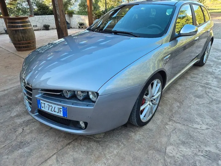 Alfa Romeo 159 2009 photo 4