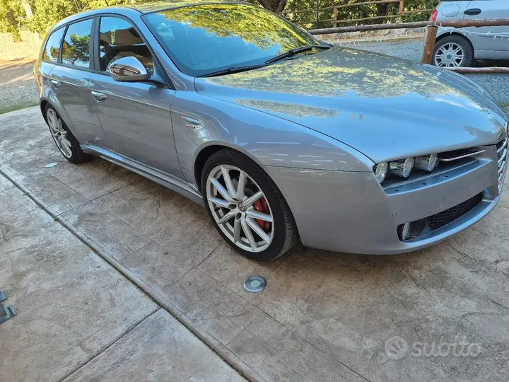 Alfa Romeo 159 2009 photo 5