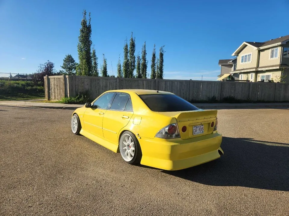 Toyota Altezza 2000 photo 5