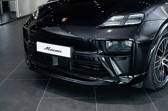 Porsche Macan 2026 photo 2