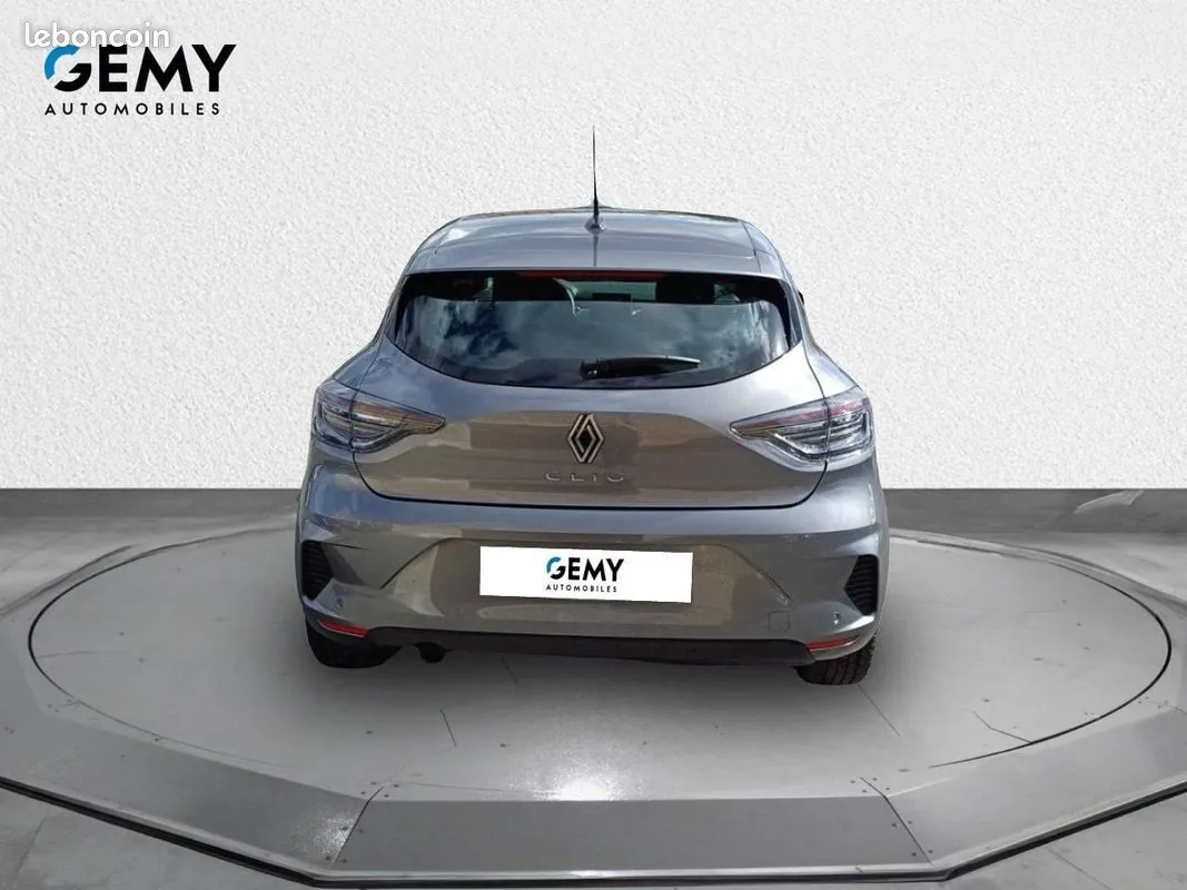 Renault Clio 2025 photo 5