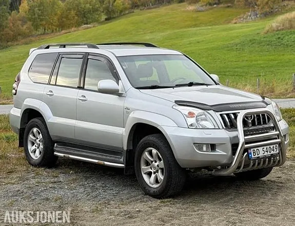 Toyota Land Cruiser 2003 photo 3