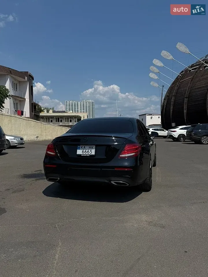 Mercedes-Benz E-Class 2018 photo 4