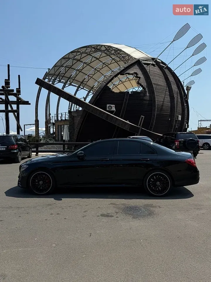 Mercedes-Benz E-Class 2018 photo 5