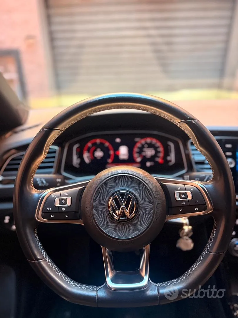 Volkswagen T-Roc 2020 photo 5