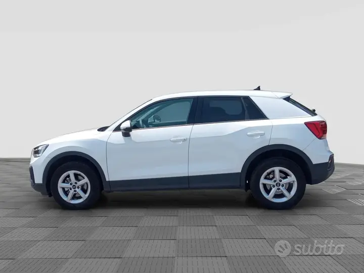 Audi Q2 2023 photo 2