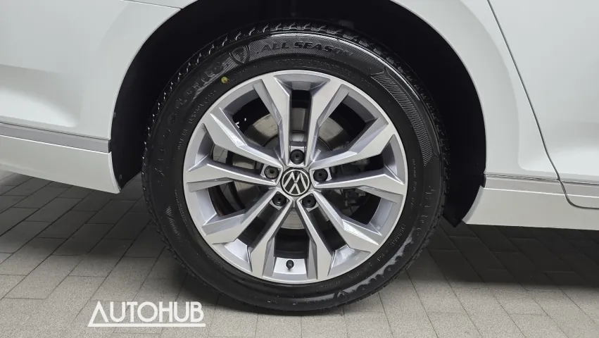 Volkswagen Passat Gt 2022 photo 5