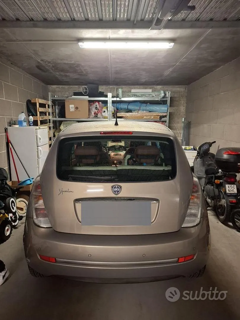 Lancia Ypsilon