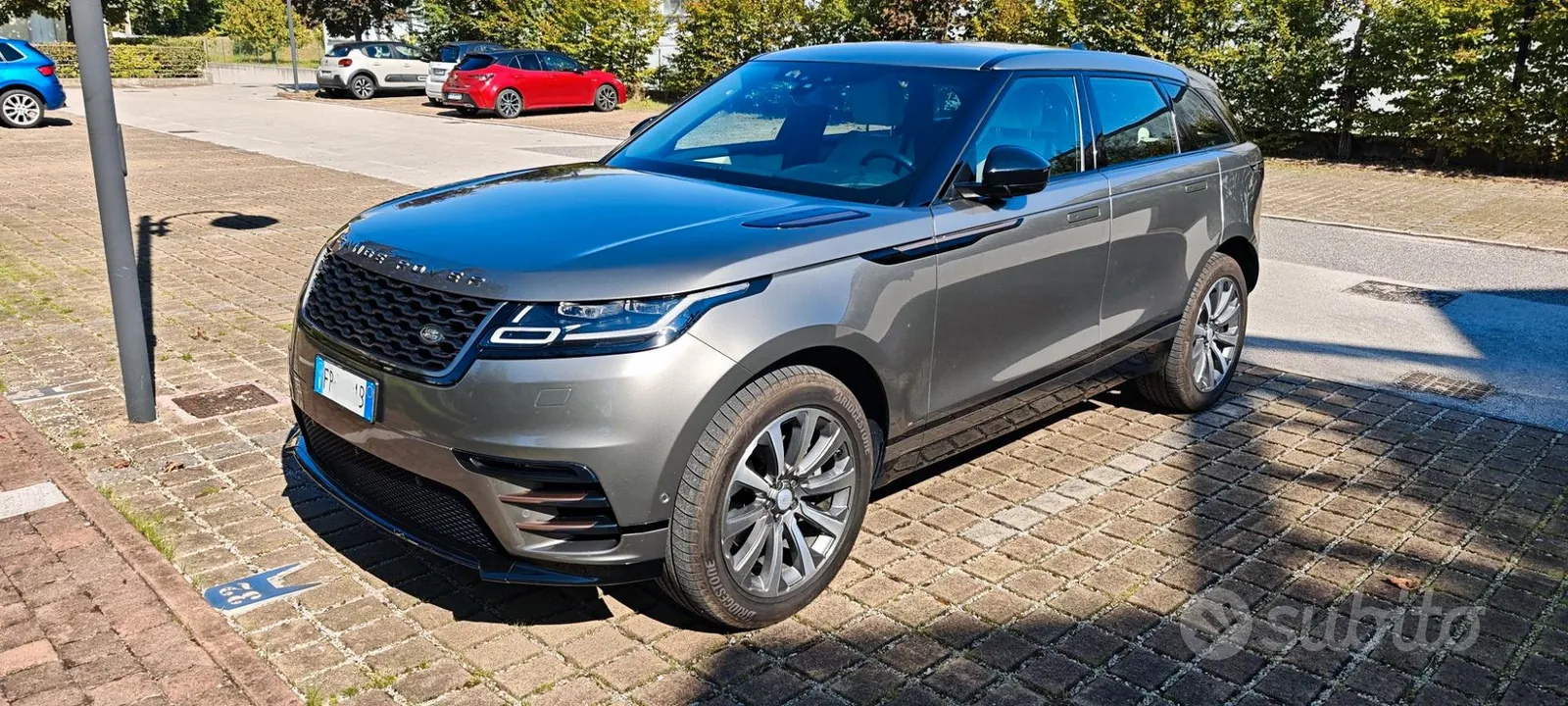 Land Rover Range Rover Velar 2018 photo 4
