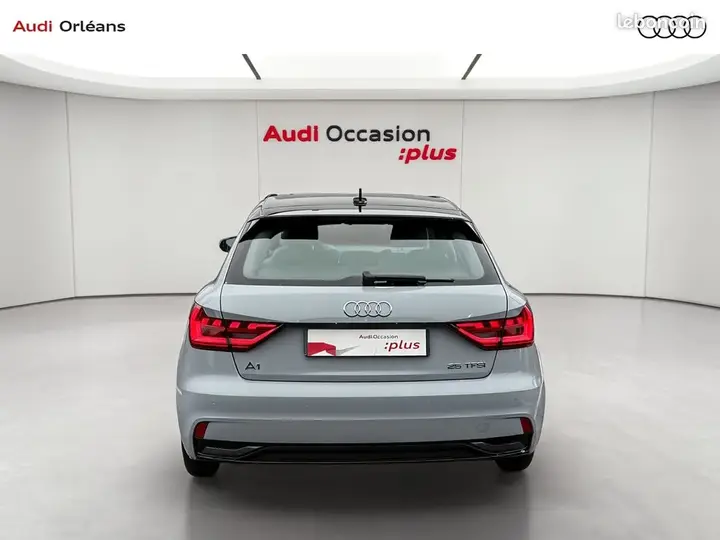 Audi A1 2025 photo 4