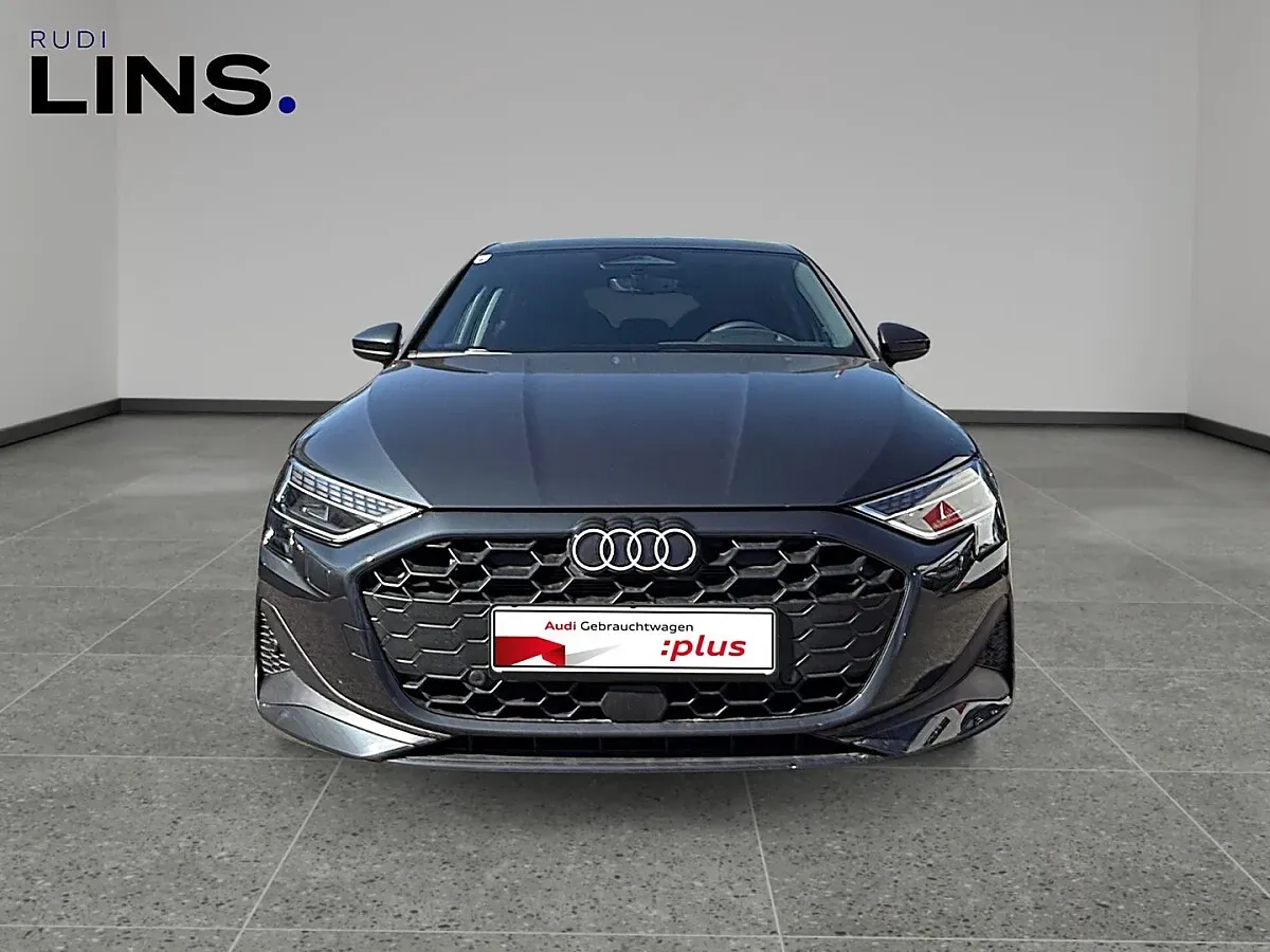 Audi A3 2026 photo 2