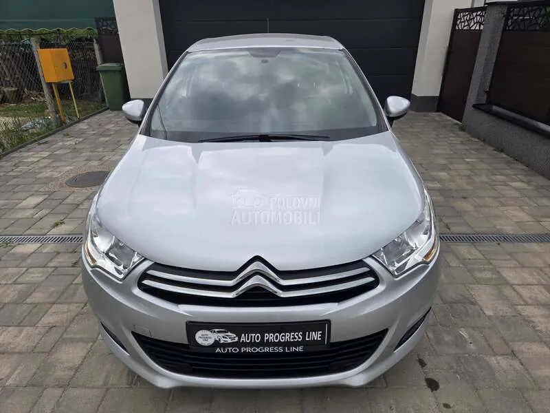 Citroen C4 2014 photo 2