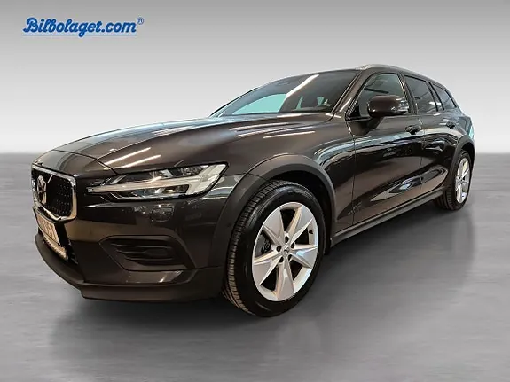 Volvo V60 Cross Country 2023 photo 3