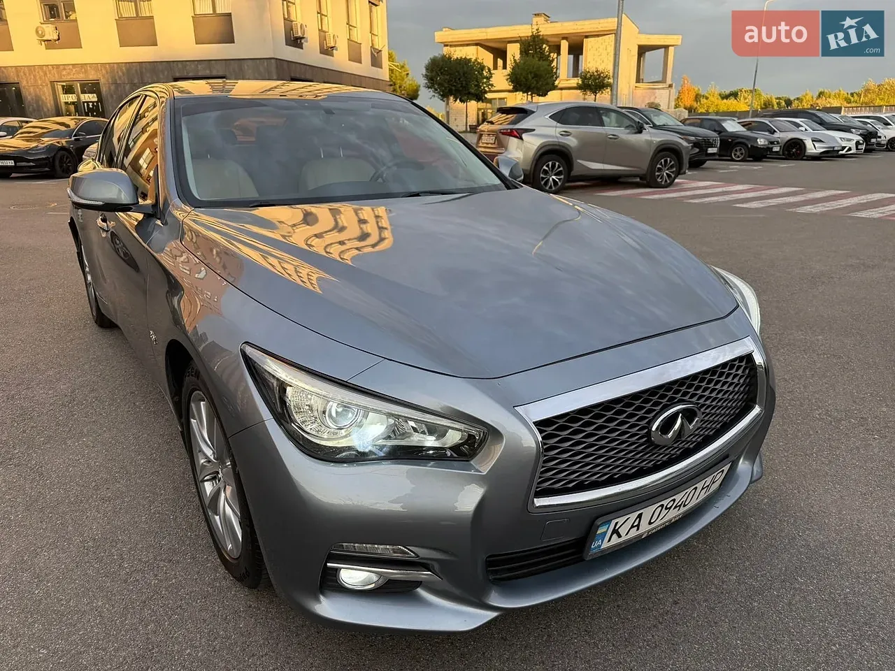 Infiniti Q50 2017 photo 2