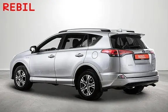 Toyota Rav4 2017 photo 5