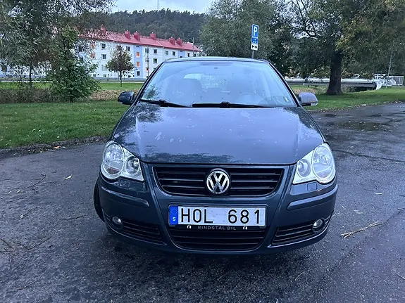 Volkswagen Polo 2009 photo 2