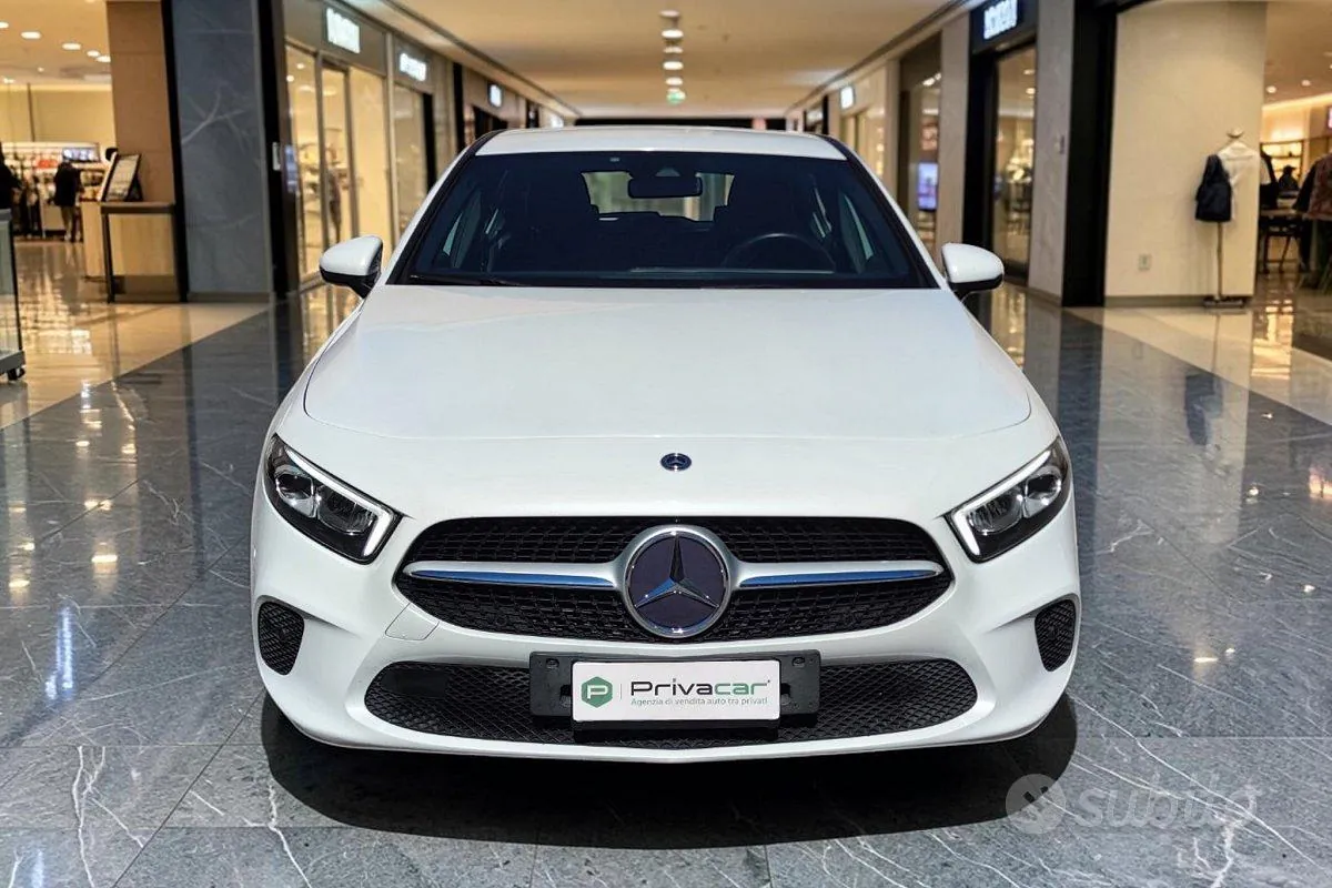 Mercedes-Benz A 180 2019 photo 2