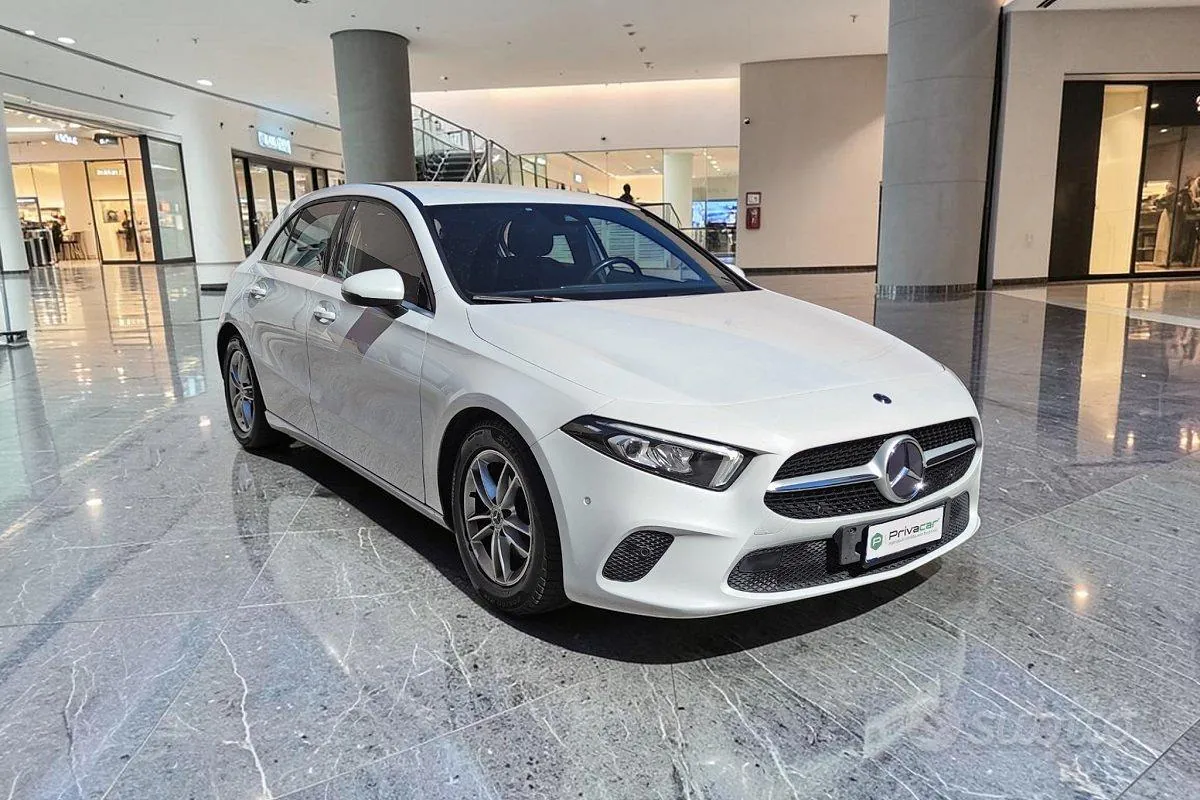 Mercedes-Benz A 180 2019 photo 3